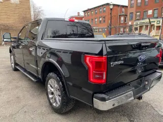 2016 Ford F-150
Lariat