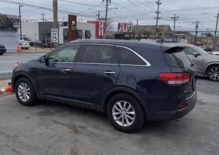 2018 Kia Sorento LX