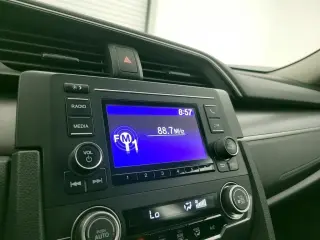 Honda Civic 2016 LX 4dr Sedan w/Honda Sensing