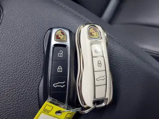 Porsche Cayenne 2021 AWD 4dr SUV