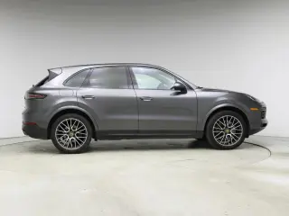 Porsche Cayenne 2021 AWD 4dr SUV