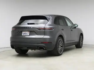 Porsche Cayenne 2021 AWD 4dr SUV