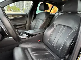 2018 BMW 5 Series 540i