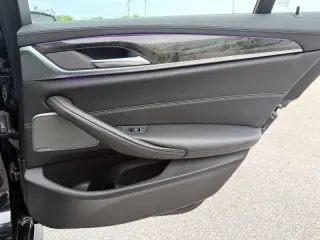 2018 BMW 5 Series 540i