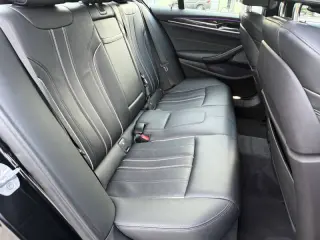 2018 BMW 5 Series 540i