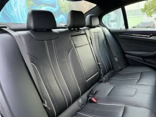 2018 BMW 5 Series 540i