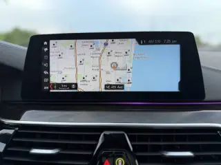 2018 BMW 5 Series 540i