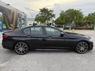 2018 BMW 5 Series 540i