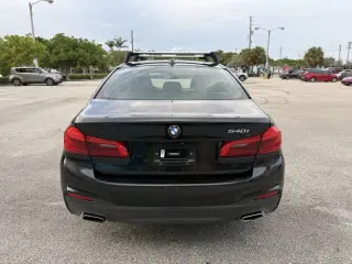 2018 BMW 5 Series 540i