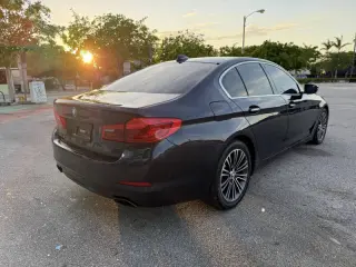 2017 BMW 5 Series 540i