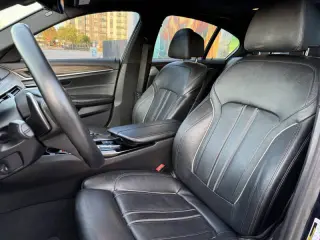 2017 BMW 5 Series 540i
