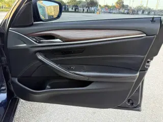 2017 BMW 5 Series 540i