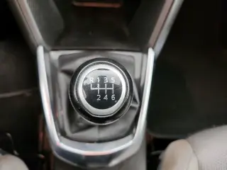 Toyota Yaris 2019 LE 4dr Sedan 6M