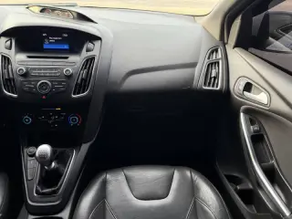 2017 Ford Focus ST