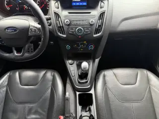 2017 Ford Focus ST