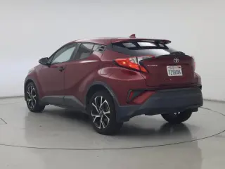 Toyota C-HR 2018 XLE 4dr Crossover