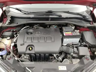Toyota C-HR 2018 XLE 4dr Crossover