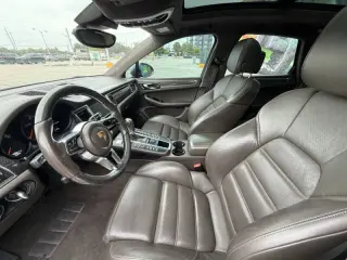 2016 Porsche Macan Turbo