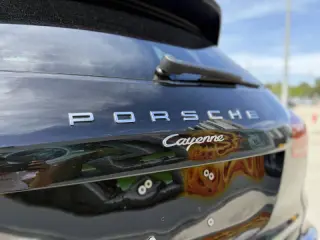 2018 Porsche Cayenne Platinum Edition