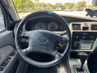 2001 Toyota 4Runner SR5