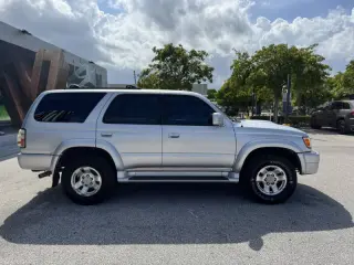 2001 Toyota 4Runner SR5