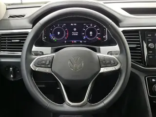 Volkswagen Atlas 2023 V6 SE 4dr SUV w/Technology