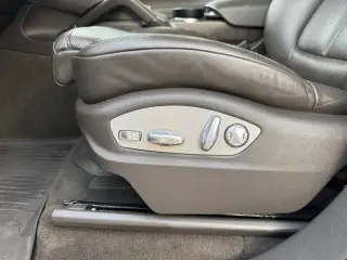 2017 Porsche Cayenne S E-Hybrid Platinum Edition