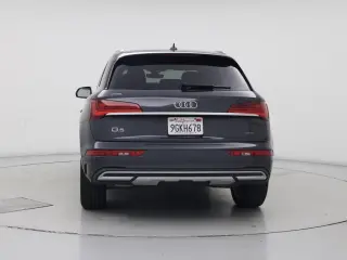 Audi Q5 2023 AWD quattro Premium 40 TFSI 4dr SUV