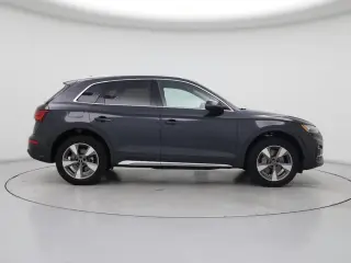 Audi Q5 2023 AWD quattro Premium 40 TFSI 4dr SUV