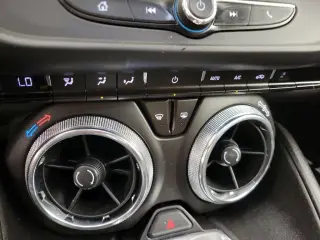 Chevrolet Camaro 2017 LT 2dr Coupe w/1LT