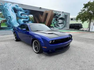 2018 Dodge Challenger 392 HEMI Scat Pack Shaker