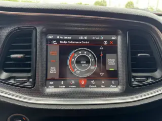 2018 Dodge Challenger 392 HEMI Scat Pack Shaker