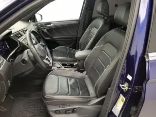 Volkswagen Tiguan 2022 AWD SEL R-Line 4Motion 4dr SUV