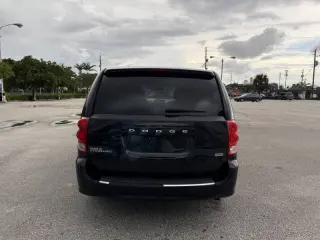 2013 Dodge Grand Caravan SE