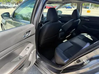 2021 Nissan Altima 2.0 SR