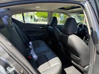 2021 Nissan Altima 2.0 SR