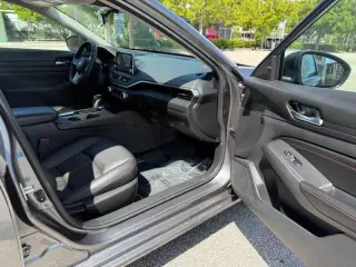 2021 Nissan Altima 2.0 SR