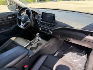2021 Nissan Altima 2.0 SR