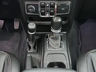 Jeep Wrangler Unlimited 2020 4x4 Sahara 4dr SUV