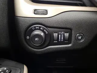 Jeep Cherokee 2018 4x4 Limited 4dr SUV