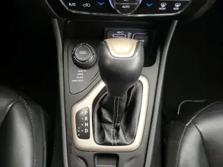 Jeep Cherokee 2018 4x4 Limited 4dr SUV
