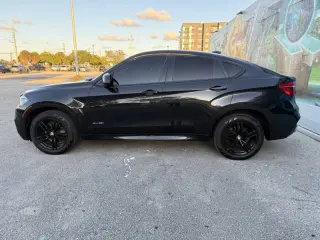 2017 BMW X6 xDrive35i