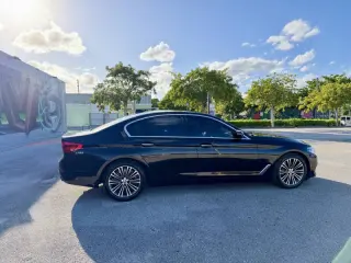 2018 BMW 5 Series 530i