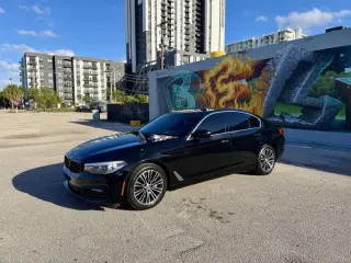 2018 BMW 5 Series 530i