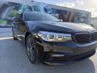 2018 BMW 5 Series 530i