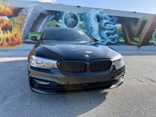2018 BMW 5 Series 530i