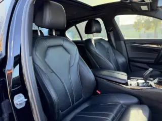 2018 BMW 5 Series 530i
