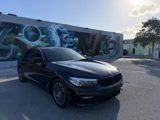 2018 BMW 5 Series 530i