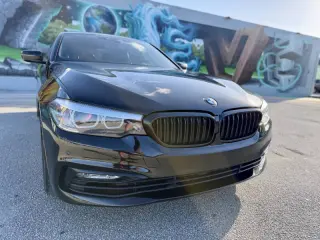 2018 BMW 5 Series 530i