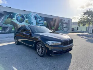 2018 BMW 5 Series 530i